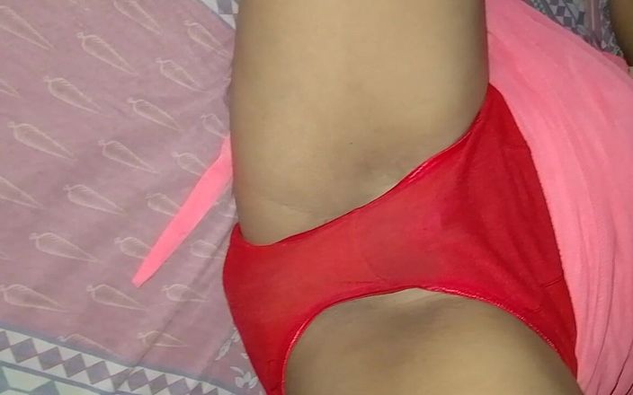 Hot Bhabi 069: Mi bikini rojo caliente y sexy