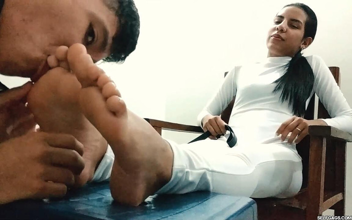 Selfgags femdom bondage: Adorazione del piede dominazione femminile per la padrona Maria