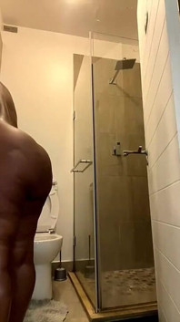 Jack off la Fundul meu chel humongous, episodul 1049