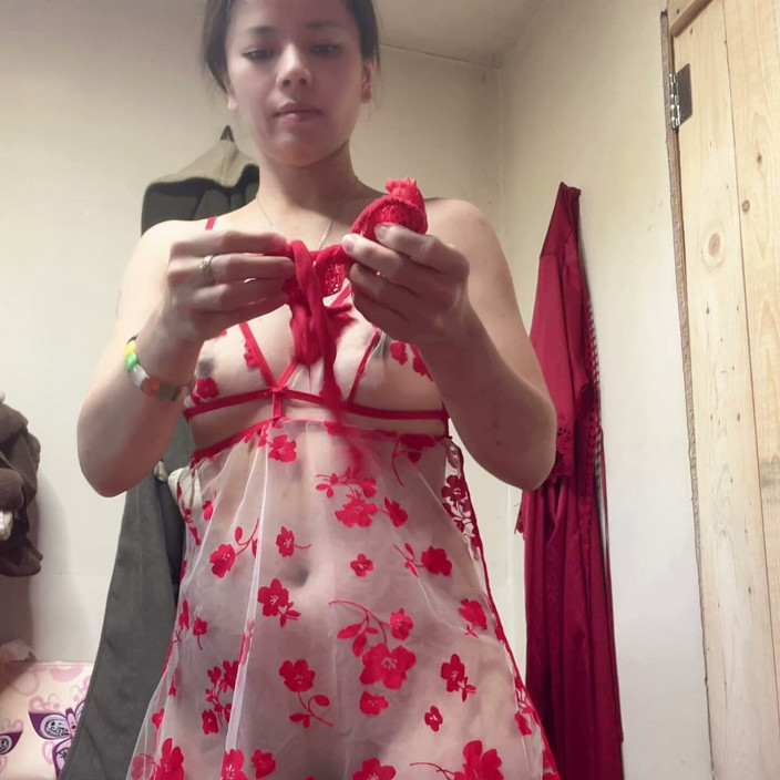 sweethanajapanese: 見てごらん、脚が美しい