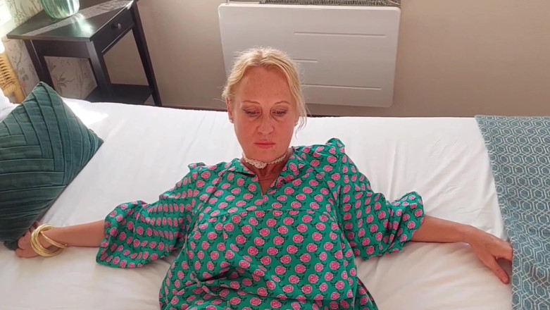 Selena701: Schöne Blonde Reife Ehefrau Genießt Sex