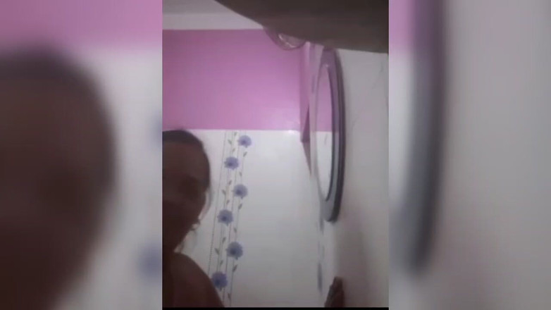 Sonamone07: Kamarádka mé nevlastní mámy Shobha Tetička