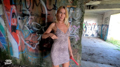 Miley Weasel: Geiles Blondes Mädchen Fickt Sich Die Nasse Pussy!!