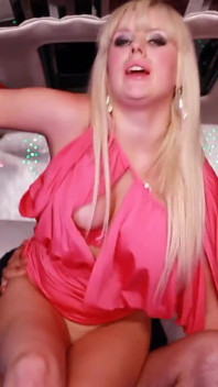 Milfs calientes gimiendo de placer por una polla dura y suave - parte # 4