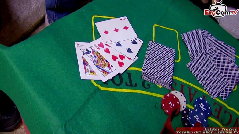 EroCom: Poker game ends with hot sex for the slim Latina