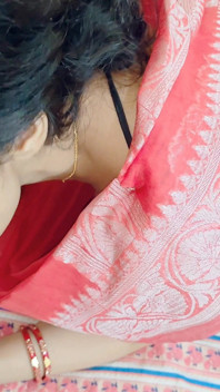 Sari frumoasa bhabhi căsătorită nou căsătorit videoclipuri uimitoare cu futai