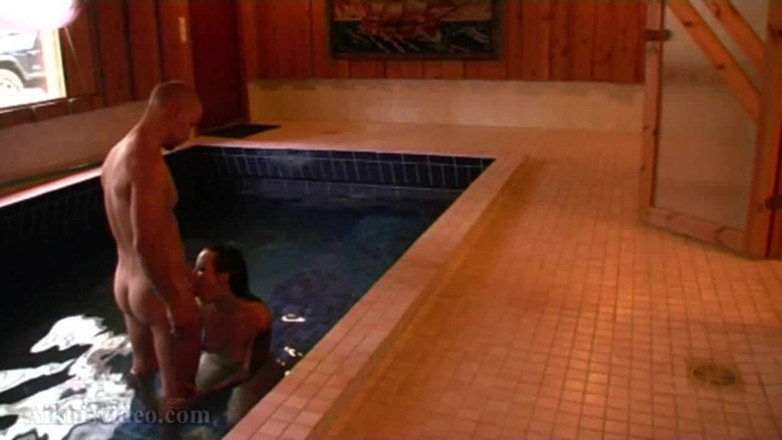 FinAdult Videos: Lato jebanie w willi - życie Playboya w Finlandii