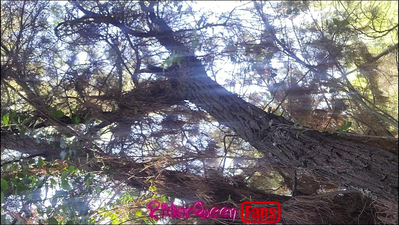 Riderqueen BBW Step Mom Latina Ebony: Riderqueen sozinha, ao ar livre, vídeos para meus fãs