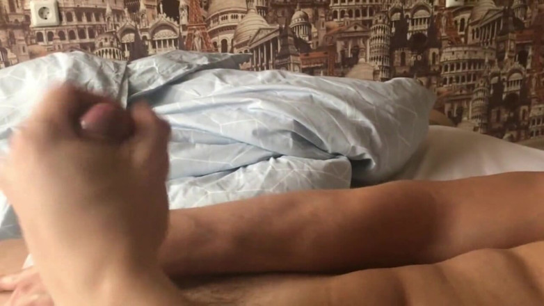 qaz11: Punheta na cam-340