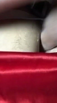 Kje Pria Muda Berbaju Jockstrap Melintahkan Teman Heteroseksualnya