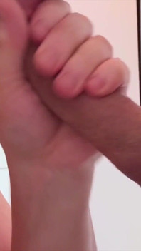 Heterosexual y curioso - explosión de leche de 8 disparos en el gloryhole