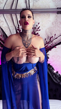Indian Dancer Wants to Have Double in Mouth