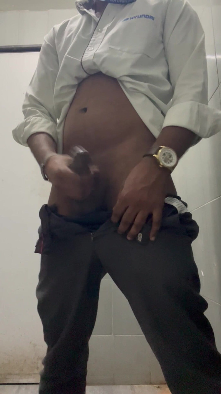 Roha Indian: I Played Handjob