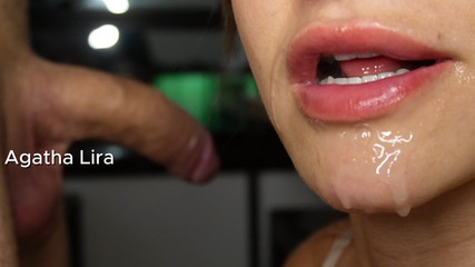 Agatha Lyra: Leckeres Quickie mit dem Nachbarn von nebenan.