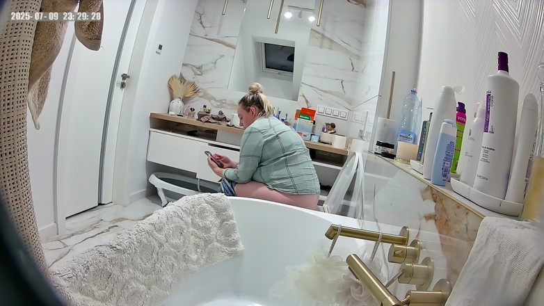 Topkimami: La toilette cz x1