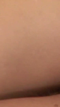 내 큰 자연의 젖탱이와 맛으로 그를 부르는 미스티가 그의 따뜻한 질싸를 시험해.
