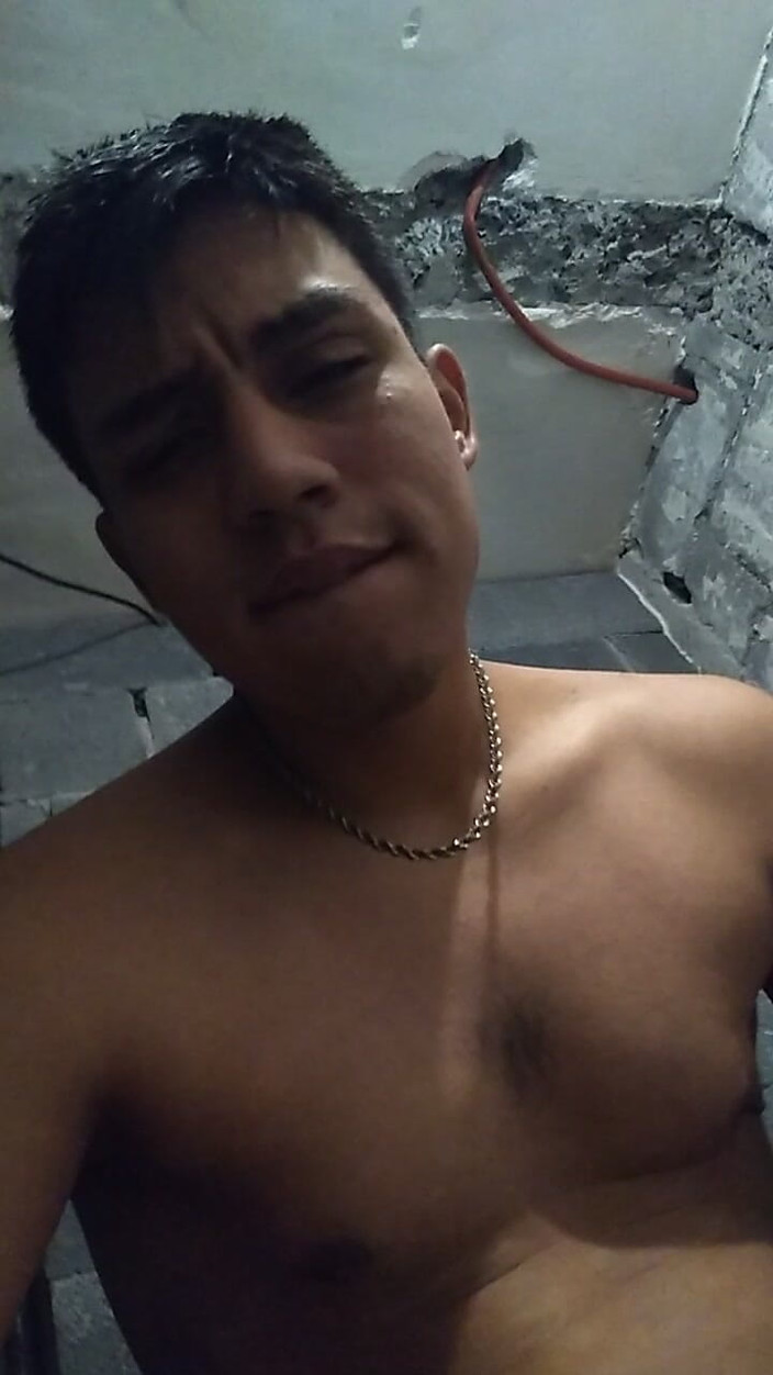 AlexAlejandro13: 你喜欢我乳汁出来的方式