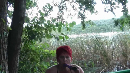 Anna Devot: Annadevot - Dicke titten zeigen am see :-))