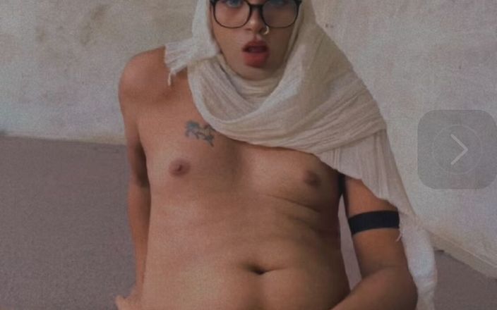Jasiya: Eating Cum to Enter the Sissy World