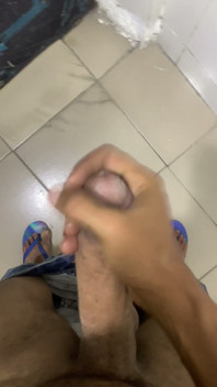 Jerking off in the Toilet Part 49
