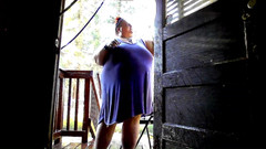 Mistress_T_FD_GD: Ducharse en la manguera de agua. Pt 3