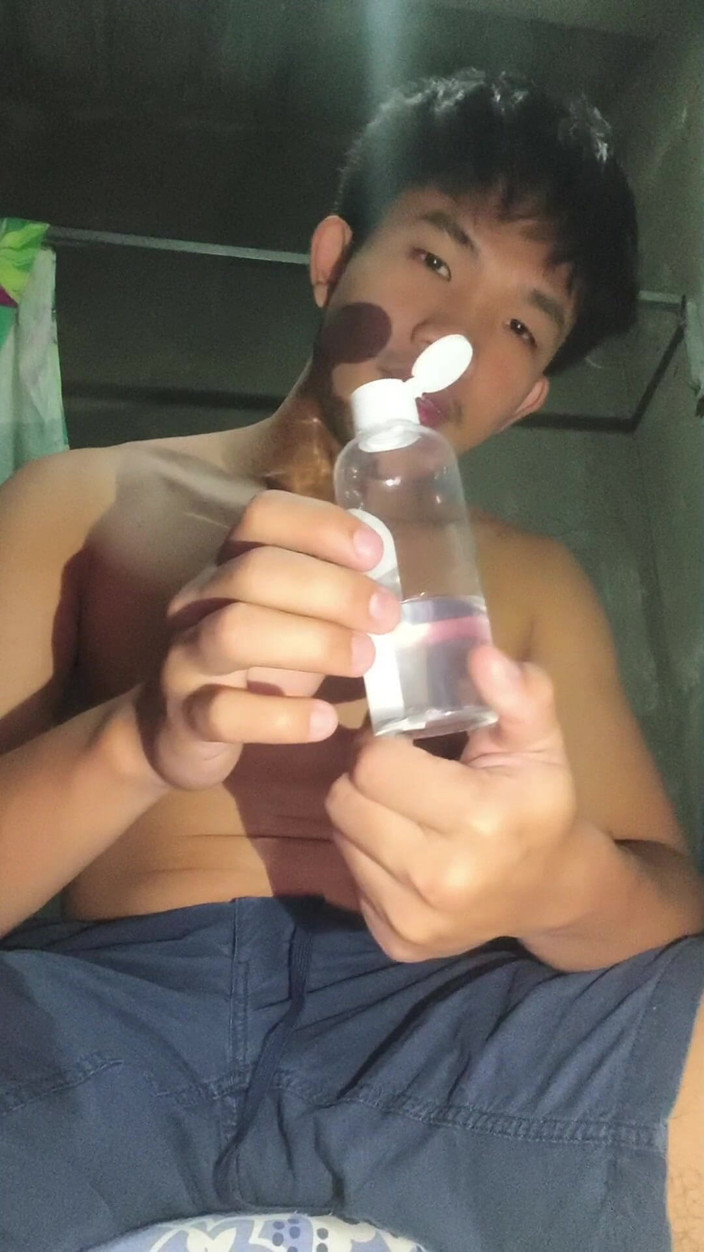 Rent A Gay Productions: Filipineză Twink Masturbare fierbinte: Pregătește-te pentru ejaculări uriașe!