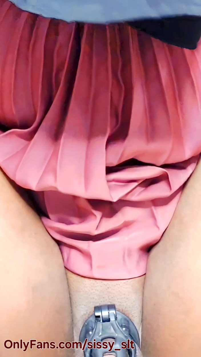 Sissy Slut Simran: สาวสองควยเล็กอาหรับฮิญาบ