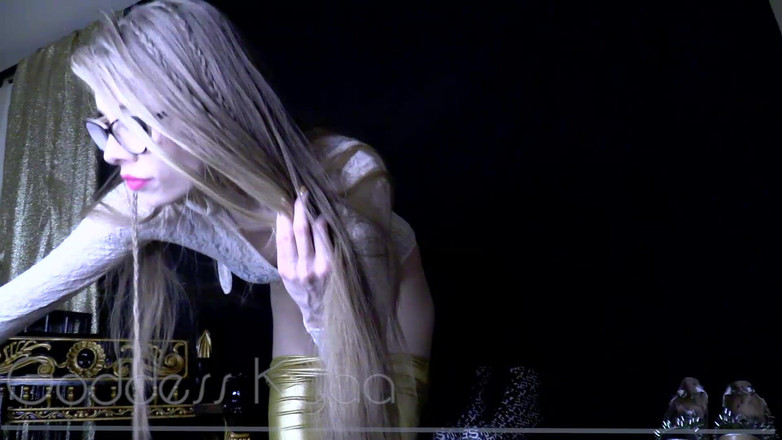 Kyaa Chimera: 忽略屁股挑逗