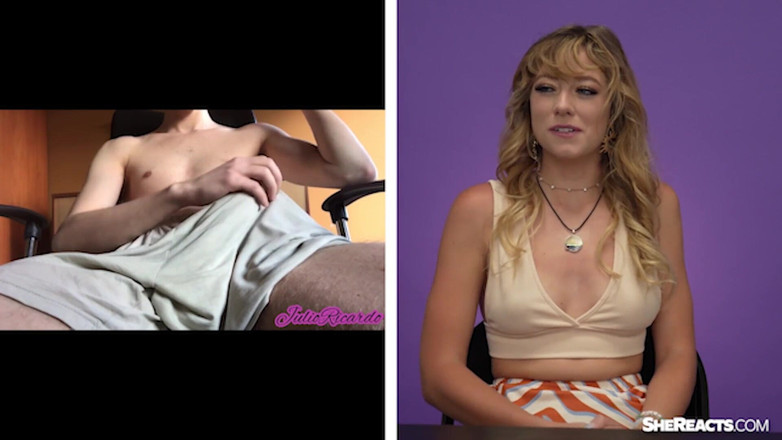 SheReacts: 他们对他撸管并高潮的反应