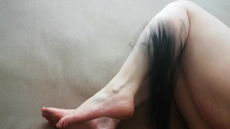 Bouncy Tits Action: Picioare și picioare de biciuire