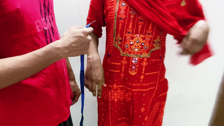 Bdsex24: Gorąca Bengalski Bavhi Zerżnięta przez Dress Tailor