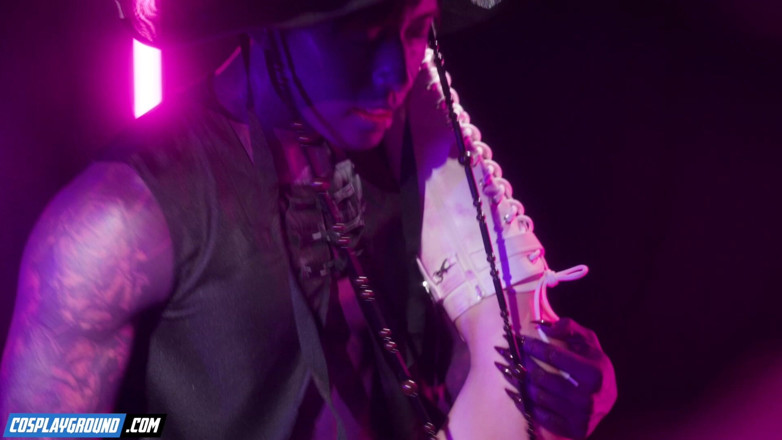 Cosplayground: Misterio Saja se folla a Melody Marks y llena su...