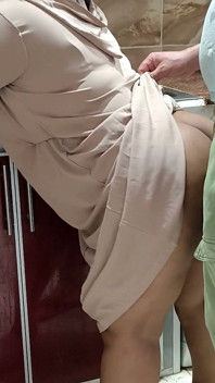 Üvey Annenin Büyük Götünü Mutfakta Sikiyor Ateşli Orta Yaşlı Seksi Kadın Anal Seks