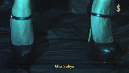 Miss-Safiya: Ejaan mengecut ajaib