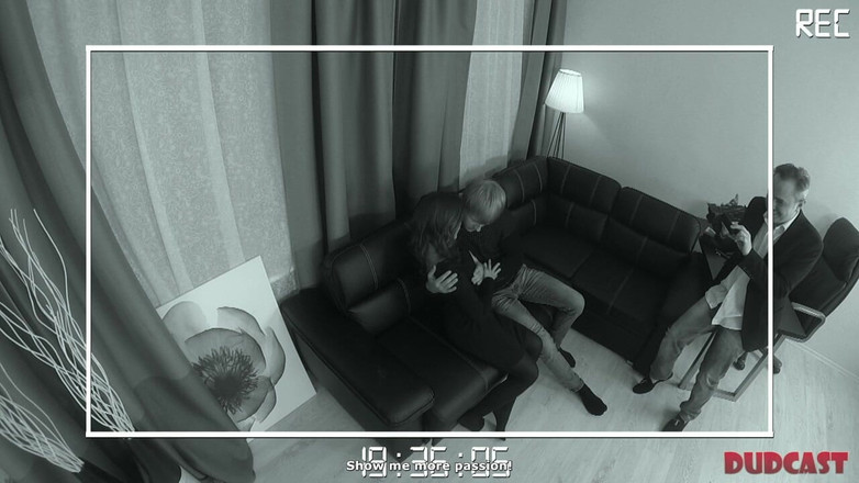 Dud Cast: Experienced Cameraman Fucks Teens Vol.5