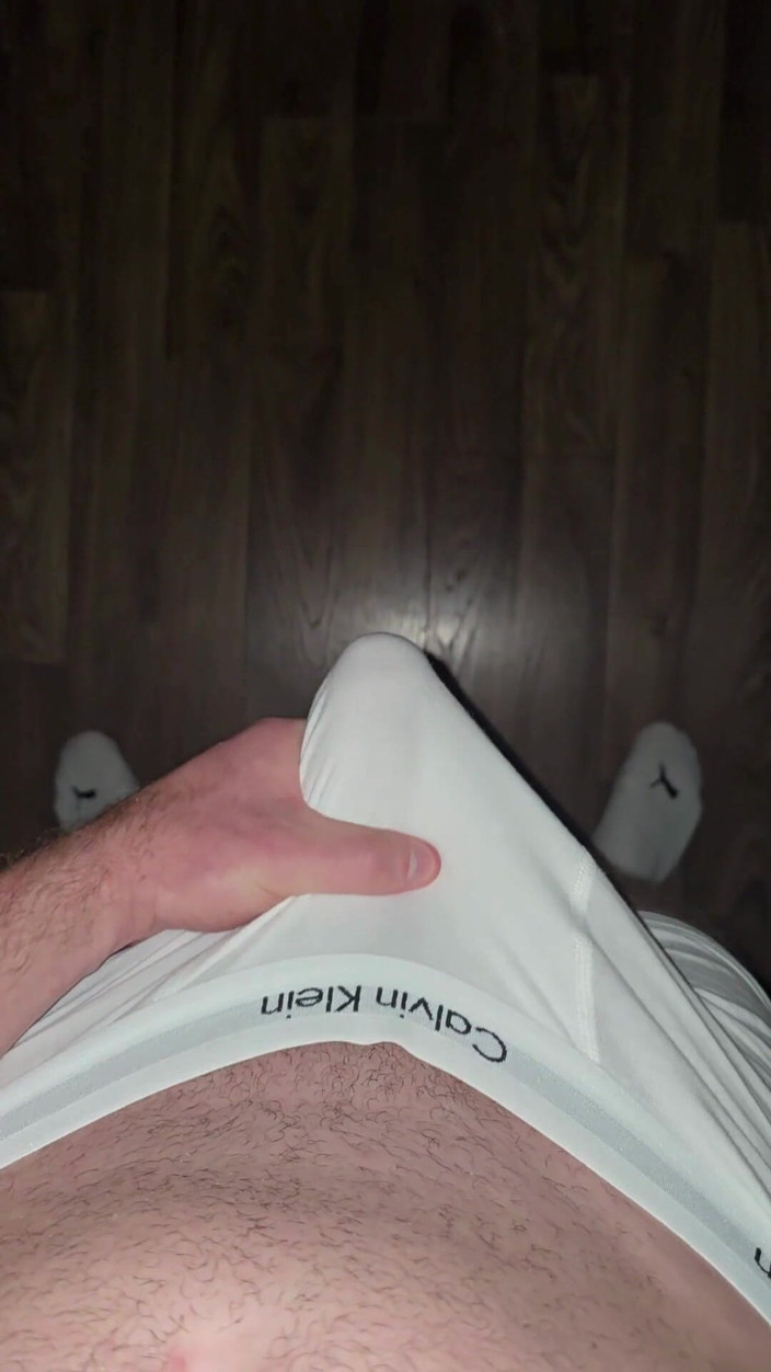 PhantomGentX: Încărcătură grea! Germano-rus se stropește prin țesătura boxerilor albi CK!