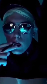 Kouření mé nálože - domina- syn thetic celé video