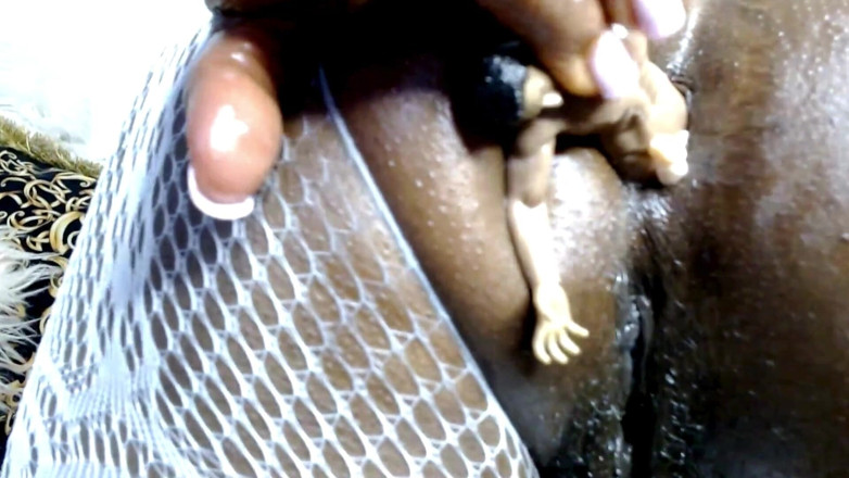 Maeling: Asfyxiation uleios, Tiny Human Pet umplut în anal