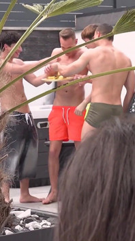 Anche i ragazzi gay amano le ragazze parte 1
