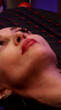 Lastik tanrıça eva lateks kadın egemenliği fetişi solo sahibe bdsm orta yaşlı seksi kadın dominatrix
