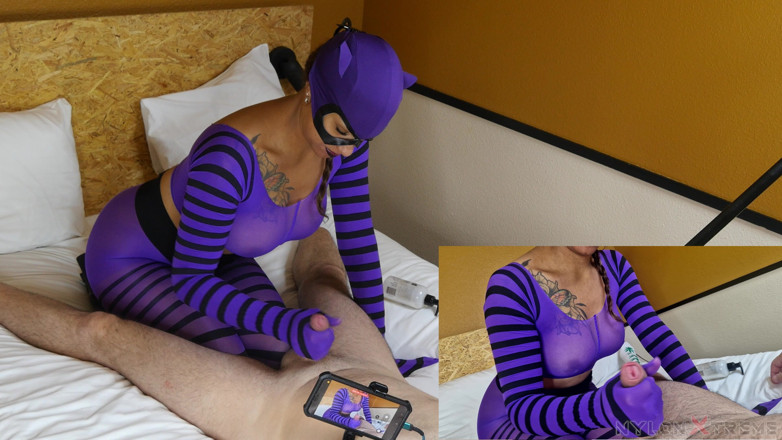 Nylon Xtreme: Julia Kate purple e preta de nylon fodem
