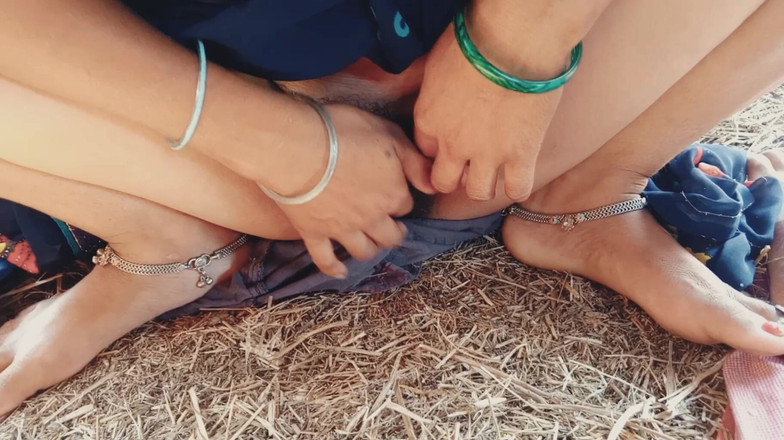 Treblsex: 現場のサヴィタ・バービ