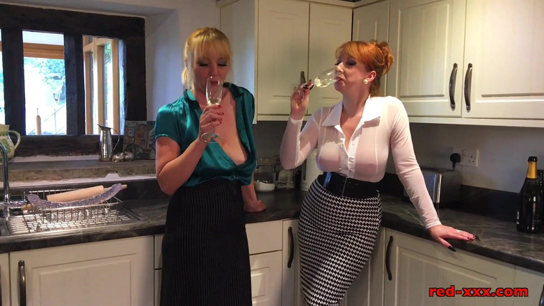 RedXXX: Wanton sur le worktop !