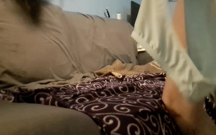 PandoraSG: Cuck Creampie Stuffed Panty for Sissy Slave