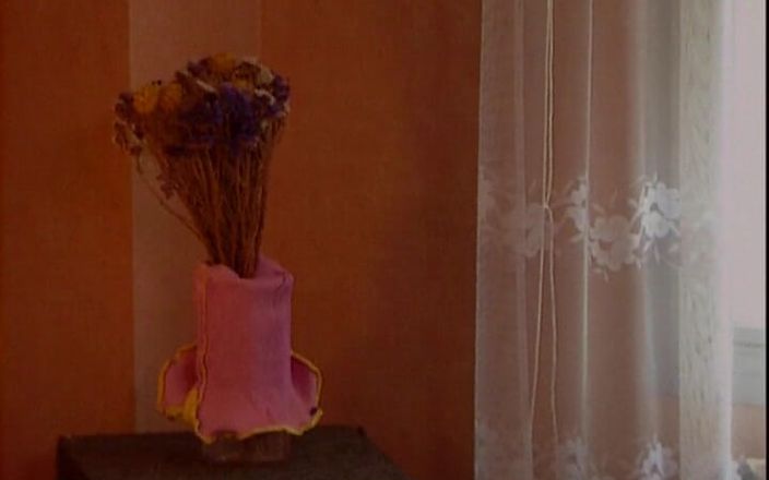 Filles Francaises: Aksi pesta seks hot pelacur perancis dientot habis-habisan