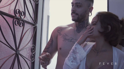 Fever Films: Isteri muda seksi cuba bertukar suami