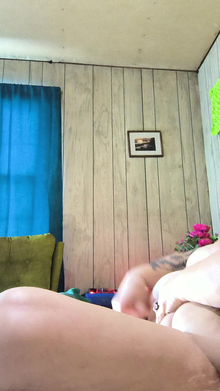 HerculesnVENUS: Sneaky Freaky Rides That Stinky Hand and Squirts Full Like...