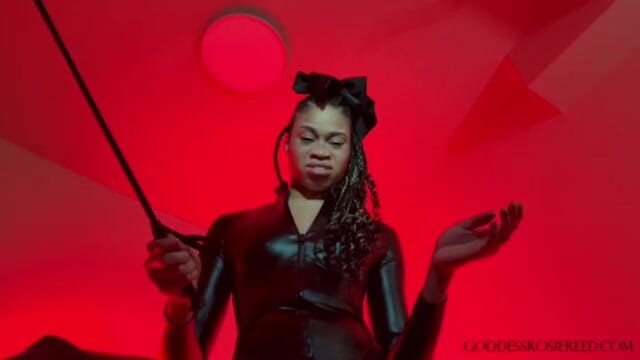 Rosie Reed: Poraz své koule a sněz - ebenová femdom bohyně Rosie Reed...