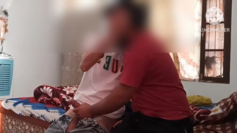 Desi__Panda: Ma copine hétéro, grosse bite monstrueuse - premier casting avec une...