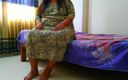 Aria Mia: Desi stiefmutter mit riesigen möpsen verlassen sie